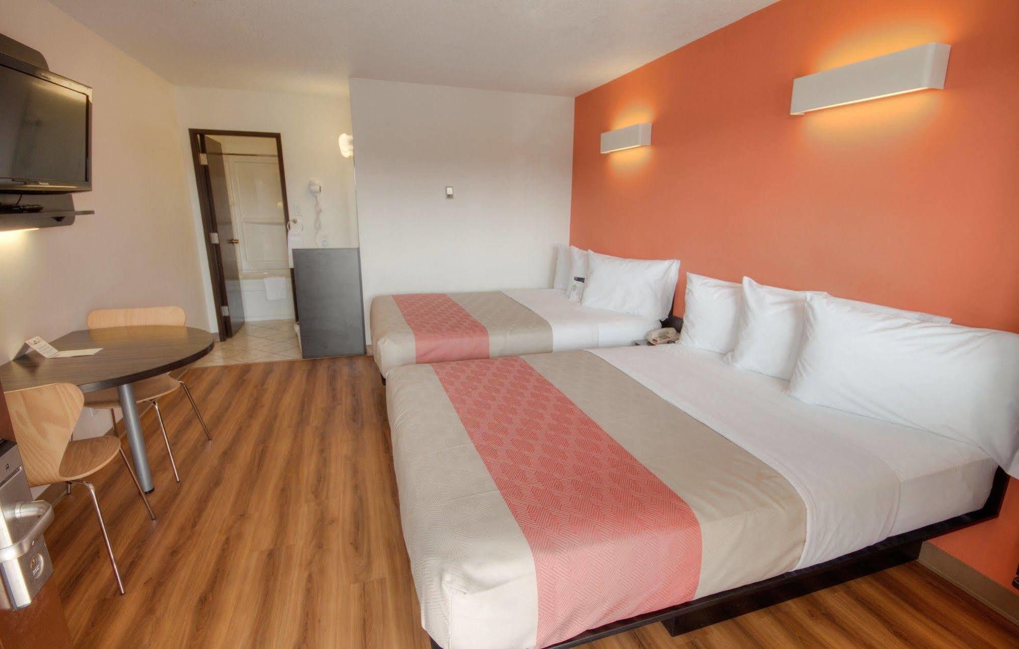 Motel 6-Lethbridge, Ab ภายนอก รูปภาพ
